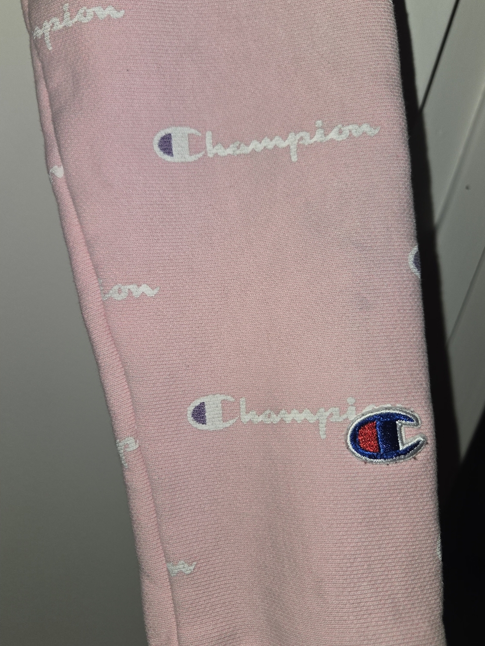 🎀Champion Pink Logo Crewneck Sweatshirt - Picture 6 of 6